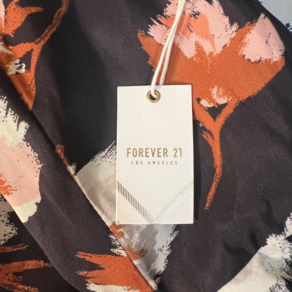 NWT Forever 21 Women’s Black Floral Strapless Dress - Picture 5 of 8